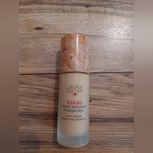 Laura Geller Baked Liquid Radiance Foundation